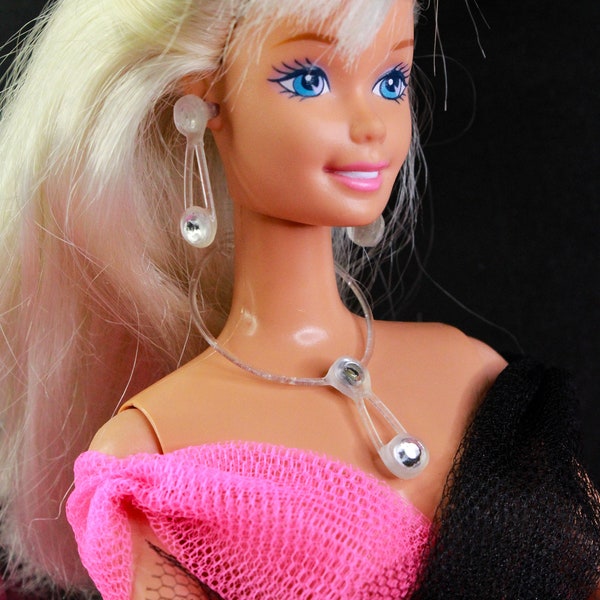 Bijoux Barbie - Barbie Bijoux - Accessoires Barbie - Barbie années 80 - Barbie Crystal - Barbie Pretty And Pink - Boucles d'oreilles - Collier - Bague