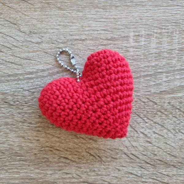 Porte-clés Coeur en laine crocheté à la main