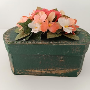 布製の花の装飾が施されたヴィンテージグリーンボックス、ギフトボックス、バレンタインデー、クラフトルーム収納ボックス、記念品ボックス