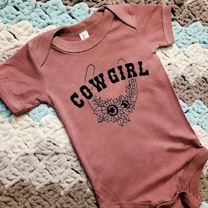 Mono de vaquera, mono bonito para niña, ropa para niña de campo, ropa para niña sureña, mono de bebé de campo, ropa de bebé de estilo occidental