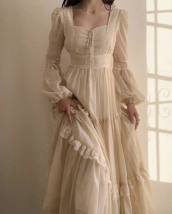 gunne sax wedding dress