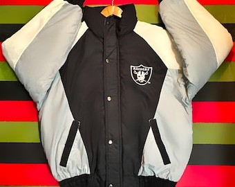 Oakland Raiders Vintage 90s Nike Puffer Jacket - NFL Pro Line