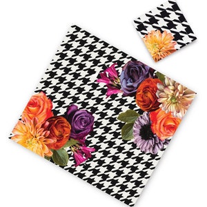 Houndstooth with flowers paper placemats
