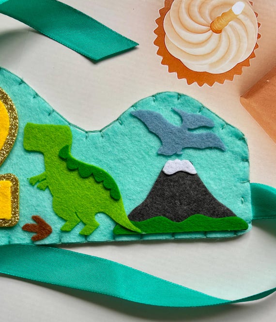 Handmade Dino Birthday Crown: Felt Party Hat, T-rex  display picture 3