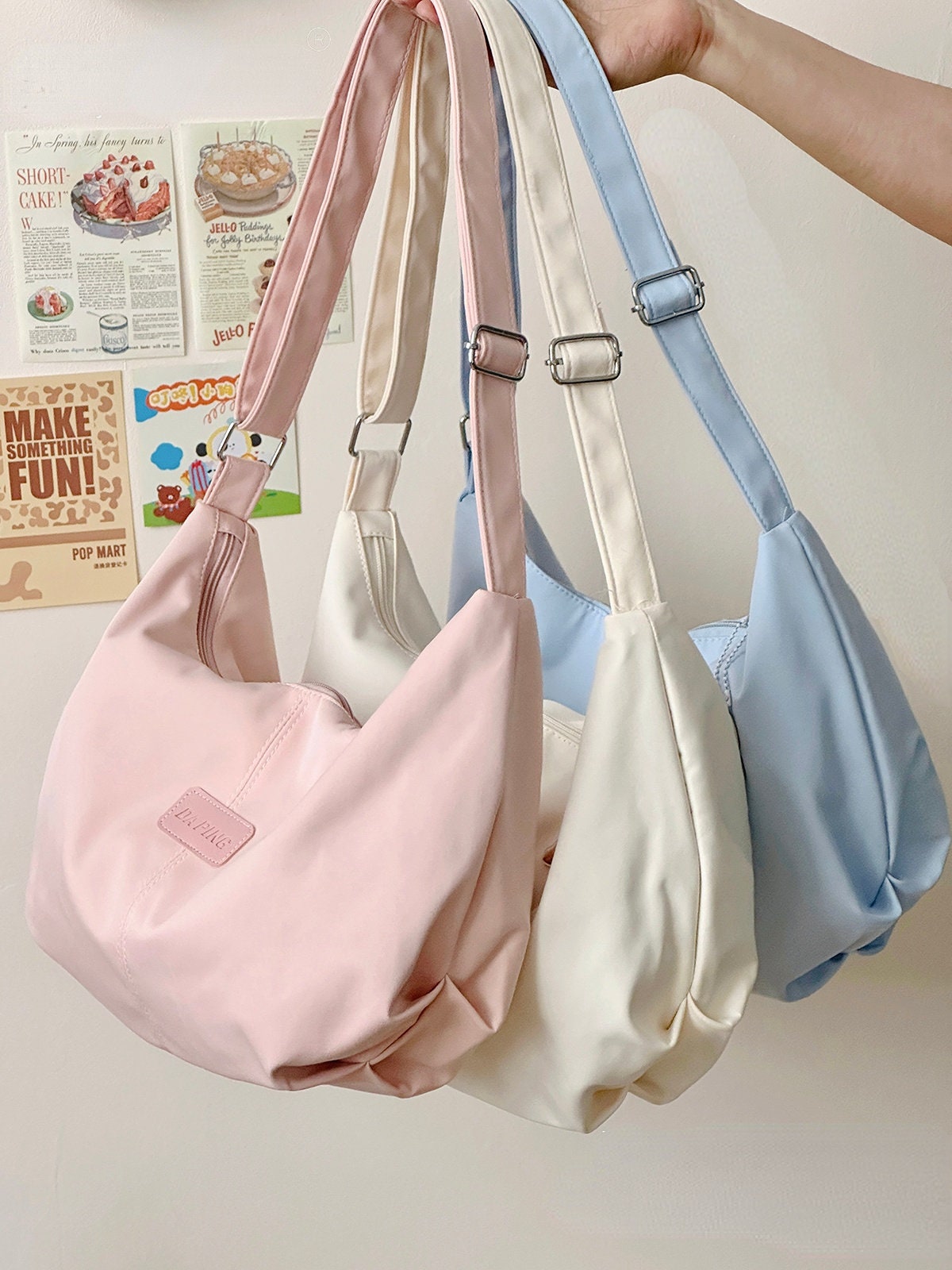 Trendy and Versatile Large Capacity Shoulder Bag for Women 