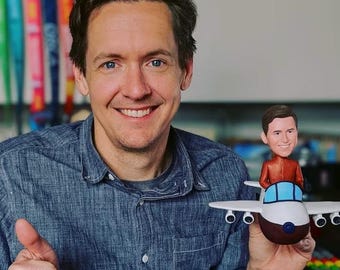 Personalized cool pilot bobblehead gift, custom commemorative figurine for dad, bobblehead birthday gift, retirement figurine gift for pilot