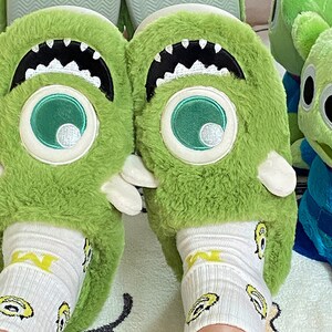 cute green boy wrapped head slippers, student dormitory cotton slippers, plush thick bottom cartoon slippers plush