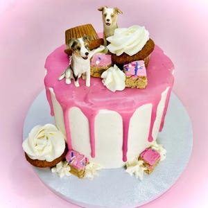 パーソナライズされた犬のウェディングケーキトッパー、犬のウェディングケーキトッパー、ペットケーキトッパー、ペットの記念日、犬好きの方へのギフト