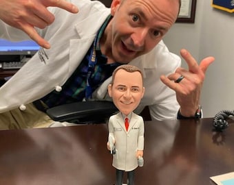 Custom medical scientist bobblehead, personalized MD figurine, customize your own chief physician figurine, custom doctor bobbleheads