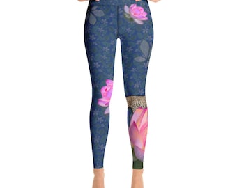 Hoog getailleerde yogalegging met bloemen en bladeren | Lotusbloem | Sporten | Yoga | Lounge | Wandelen