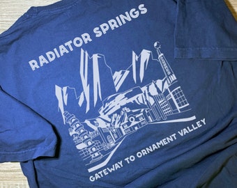 Disneys Cars Land - Radiator Springs inspiriertes Tshirt