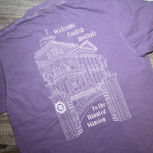 Camiseta inspirada en la Mansión Encantada de Disney