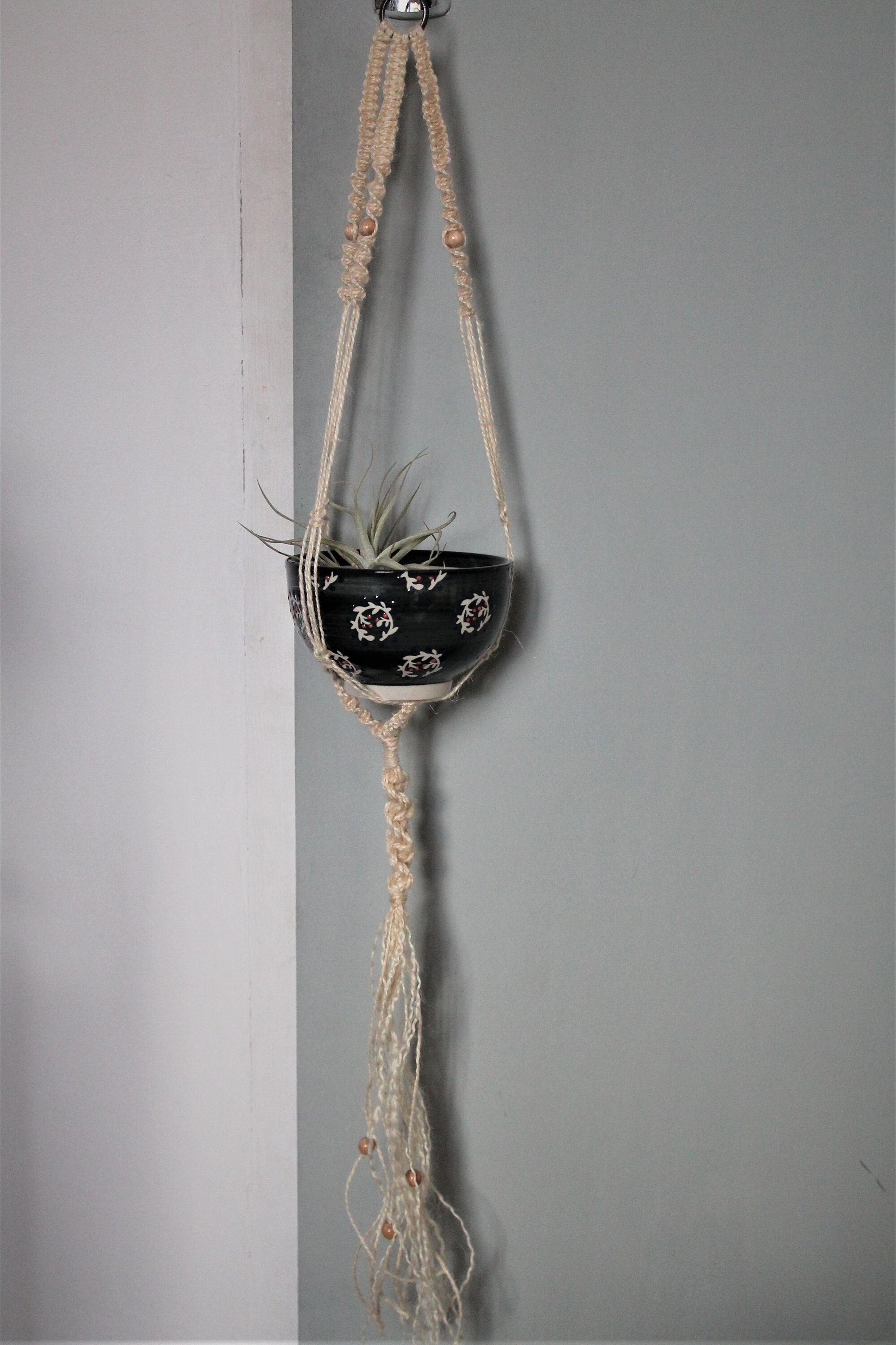 Suspension en Macramé avec Tillandsia