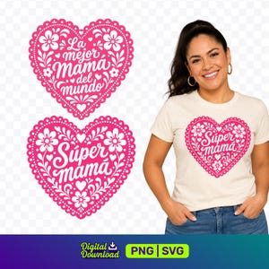 Könnte beinhalten: Eine Frau trägt ein cremefarbenes T-Shirt mit einem rosa Herzdesign mit der Aufschrift "Super Mama". Zwei zusätzliche rosa Herzdesigns mit floralen Mustern und spanischem Text sind ebenfalls zu sehen. Digitale Download-Optionen sind ebenfalls enthalten.