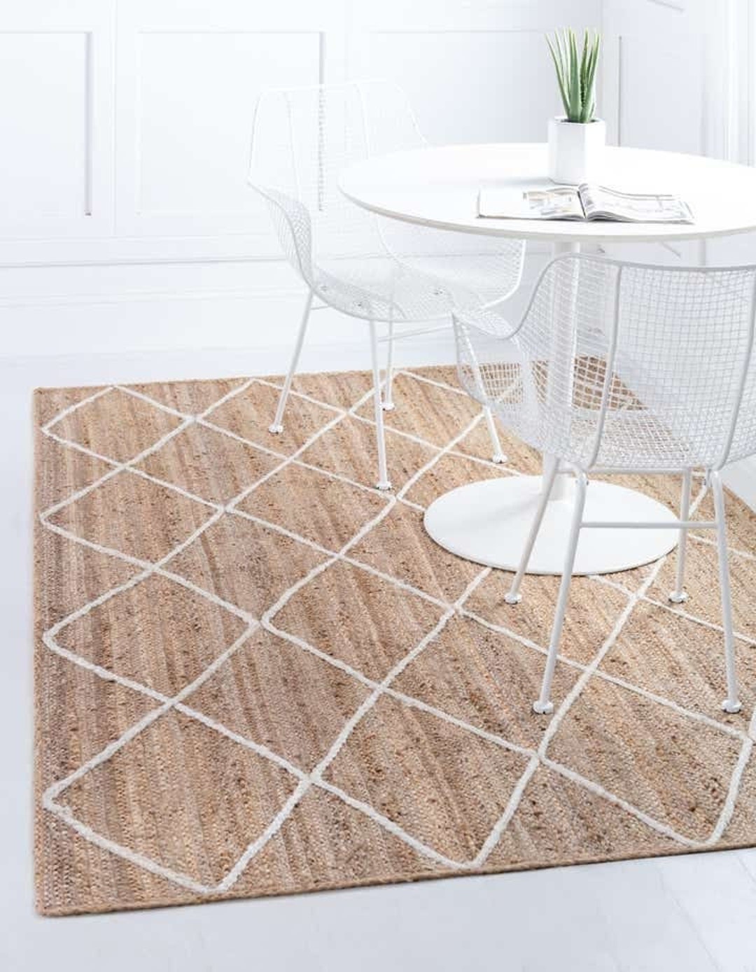 Natural Fiber Jute Rug for Living Room, Outdoor Patio Braided Boho