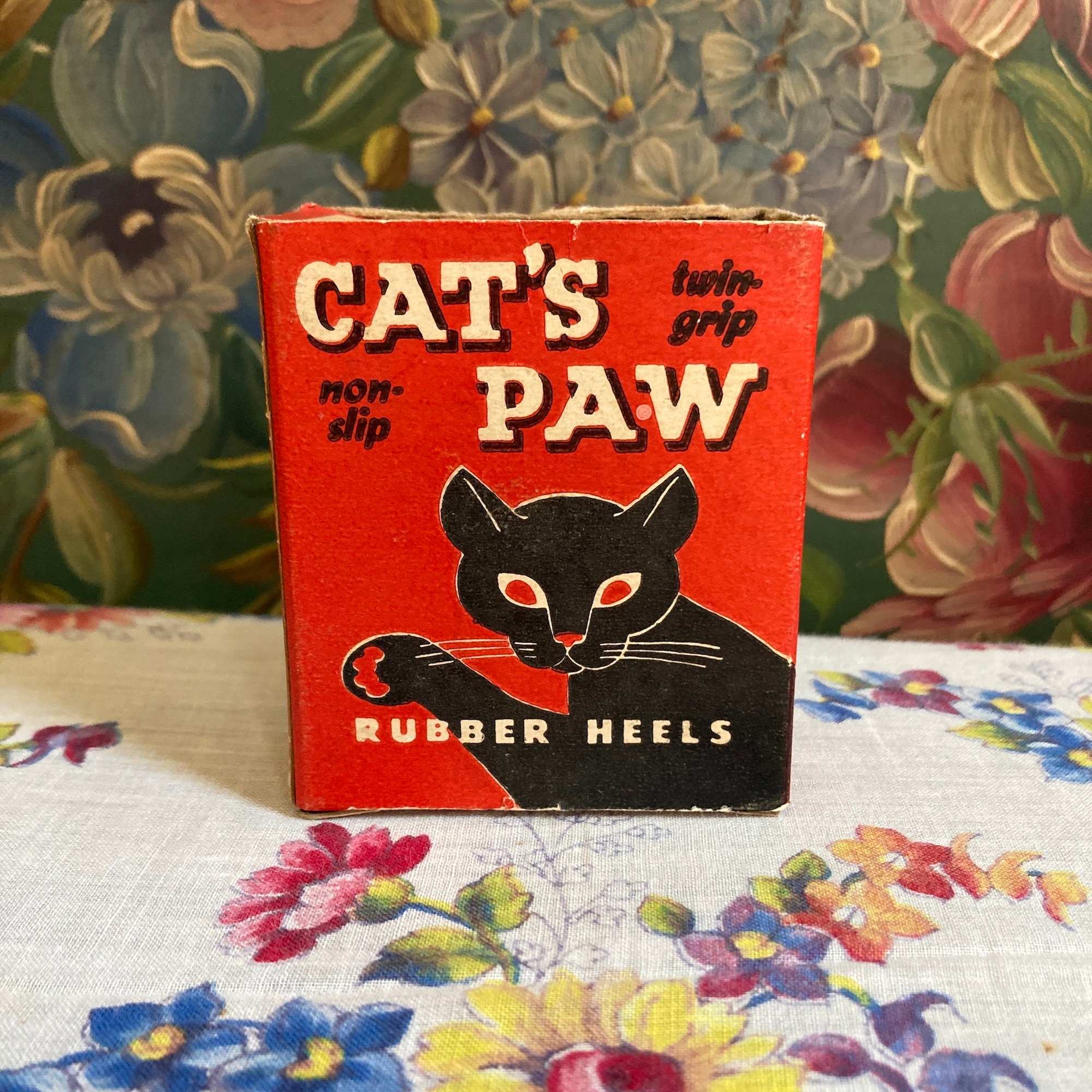 Cat's paw shop rubber heels