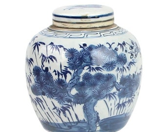 Beautiful Blue and White Pine Tree Motif Porcelain Ginger Jar 6"