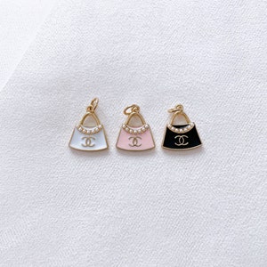RARE - Vintage Designer White Pink Black Pendant 15 x 20mm