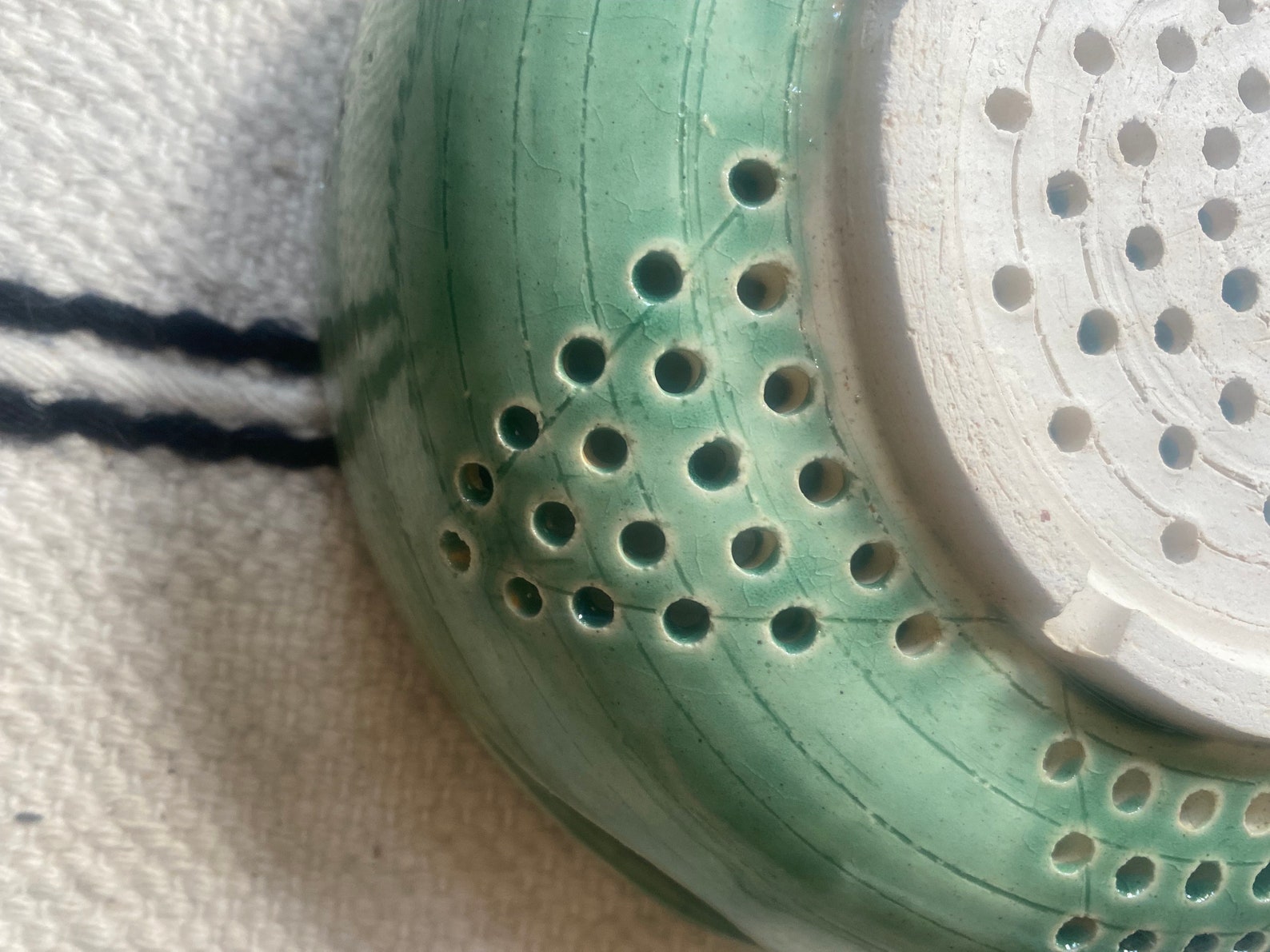 Handmade White Clay Berry Bowl With Handles in Jade Green Glaze - Etsy
