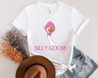 Silly Goose, Goose Shirt, Funny Shirt, Cute Tee, Shirtdesign, For Women, Funny Design, Cartoon, Animal, Pink Shirt, Fashion, Gift