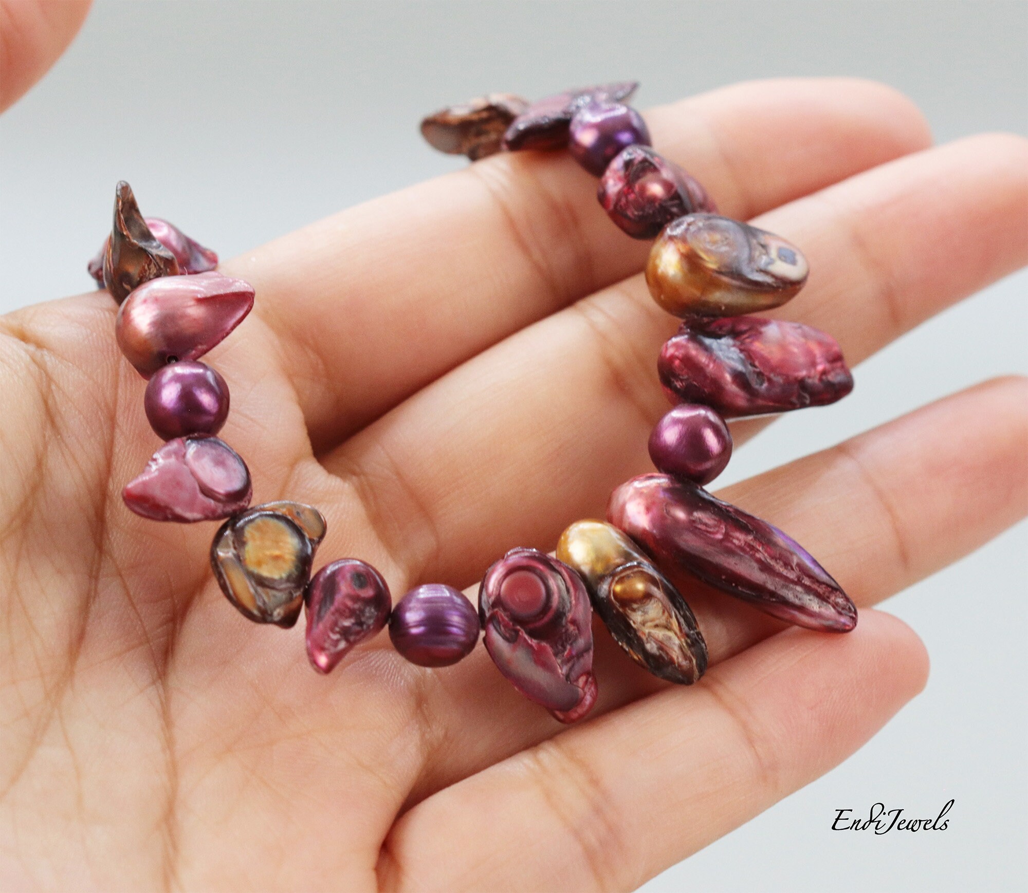 Avalaya Collana Lunga In Legno Rosso 70 Cm - Perline Graduate Lucide Con Distanziatori Argento, Gioiello Etnico E Naturale, Accessorio Casual E Da Sera, Senza Chiusura - 2