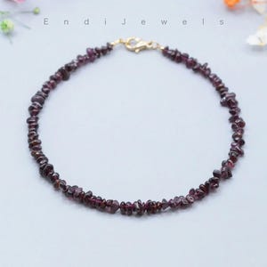 Natürliche Granat 3 mm bis 5 mm Chips Perlen Halskette, Dehnbar Armband, Echte Lila Edelsteine Tägliche Wasserdichte Halskette, Geschenk für Sie Bild 8