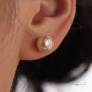 Peach Color Freshwater Pearl Stud Earrings, 9mm Flat Natural Pearls, Minimalist Earrings, 925 Sterling Silver, Daily Earrings, Gift for Her