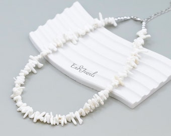 Natural white coral irregular gemstone chips necklace, deco summer choker, genuine coral necklace, handmade necklace, Mother&#39;s Day Gift