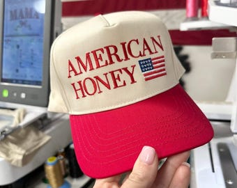 Gorra de camionero de cinco paneles con estampado patriótico americano Honey