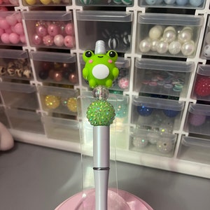 frog beaded pen