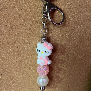pink kitty beaded keychain