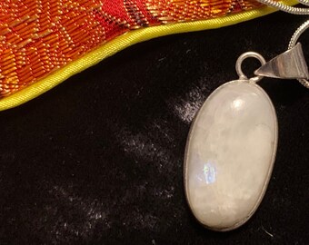Healing crystals Love spell Protection amulet pendant shaman lucky talisman necklace good luck 925 sterling silver chain rainbow Moonstone