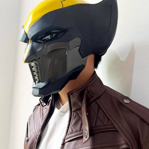 Armored Wolverine Helmet HQ Resin