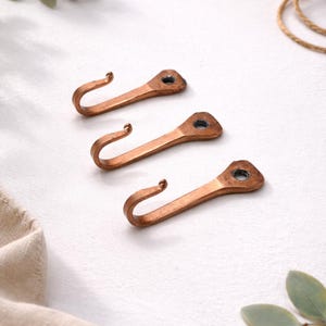 Copper Hand Forged Blacksmith Horseshoe Nail Hook – Rustic Key & Towel Holder, Handmade Blacksmith Décor, Farmhouse Gift image 4