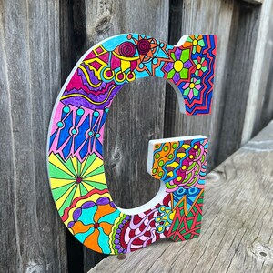 Letra G, design artístico personalizado, manchado, lacrado para mais siga @salvisualz