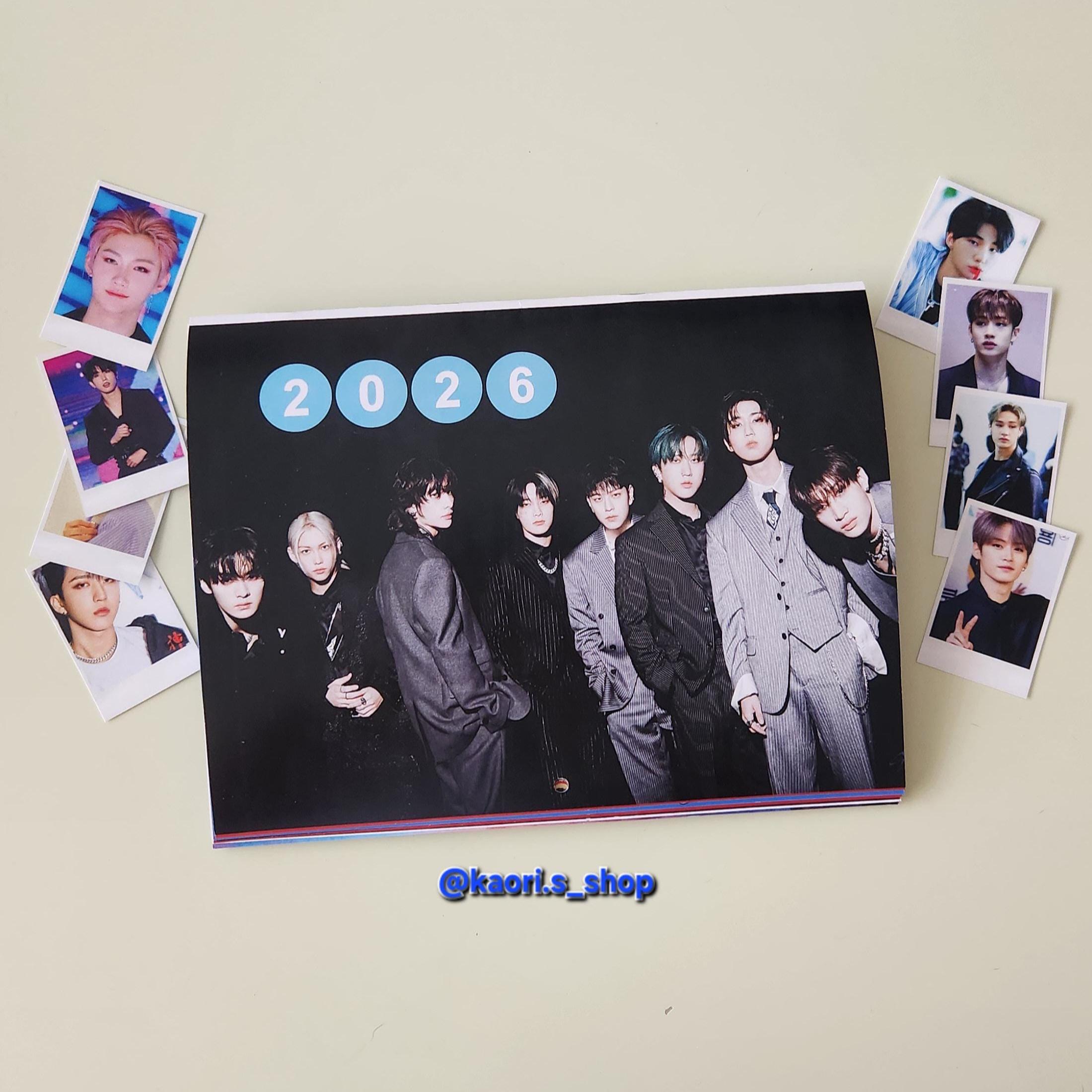 Calendario Da Scrivania Stray Kids 2026, Con Foto E Lightstick, 13x23 Cm, Per Fan K-Pop, Design HYUNJIN/FELIX/LEE KNOW