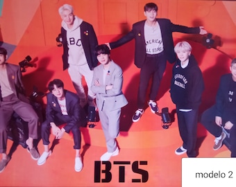 BTS Poster 2 Stück Set | Modelle zum Chooce | 55CM X 85CM | Fächer gefilzt