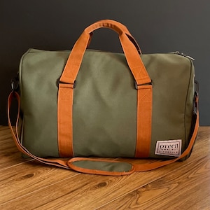 Sac de Sport Femme, Sacs de Voyage Homme avec Compartiment à Chaussures et  Poche Humide Sac Week-End à Bandoulière Bagage à Main Sac Femme Cabas de  Fitness Imperméable Duffel Bags,A-Noir : 