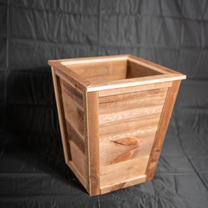 22-inch cederhouten plantenbak – verhoogde buitenbak voor veranda, terras of hal | Moderne bloembak, tuindecor, plantenliefhebber en moeder