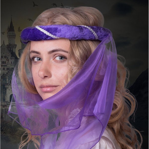 Coiffe médiévale pour femme du Moyen Âge avec voile | Coiffe violette | Casque Renaissance par FunkyFest