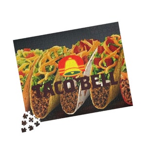 Taco Bell Puzzle Retro logo and Tacos Throwback Puzzle (110, 252, 500, 1014-piece)
