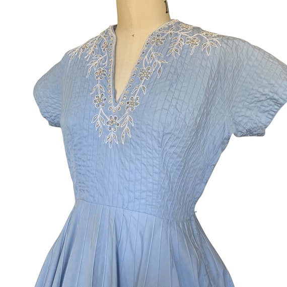 1950s Dress | Vintage 1950s Light Blue Pearls & R… - image 6