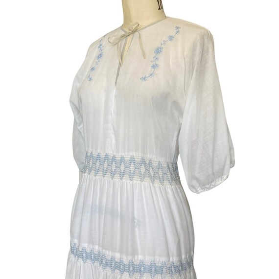 1970s Dress | Vintage 1970s White w/ Light Blue E… - image 5