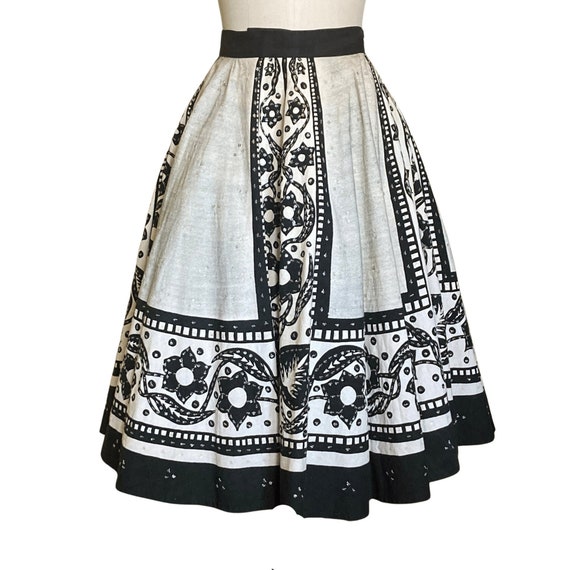 1950s Skirt | Vintage 1950s Black & Off White Pai… - image 1