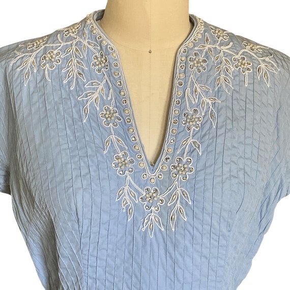 1950s Dress | Vintage 1950s Light Blue Pearls & R… - image 4