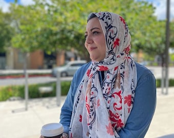 Chiffon Hijab with Iris Flower Print - Elegant Headscarf