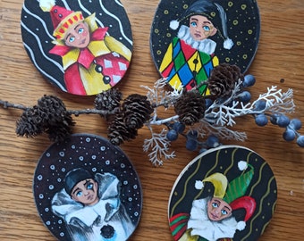 Set of 4  custom vintage art wooden medallion with Pierrot, Arlekin, Clown, Joker, set of ocean,lighthouse, gifts ideas for valentine&#39;s  day