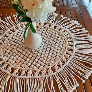 Round macramé placemat Round table cloth
