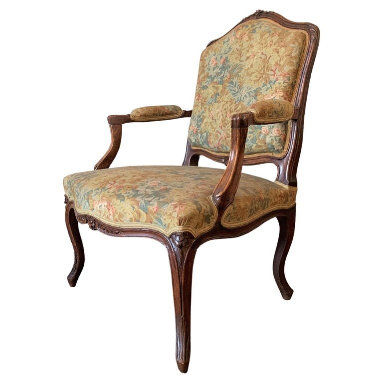 Fauteuil A La Reine Style Louis 15 18Ème Siècle