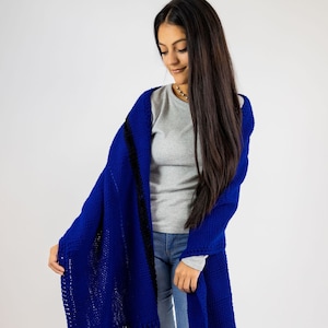 Unisex Pashmina Woven to the Loom by Hand.  Made by artisans from Argentina.